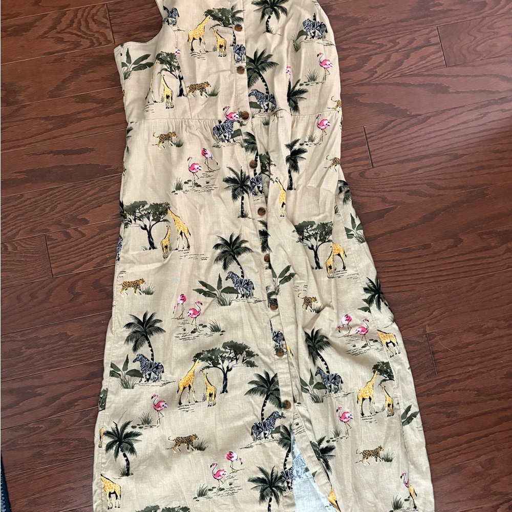 Old Navy Beige and Olive Safari-Print Maxi Dress - Picture 2 of 5